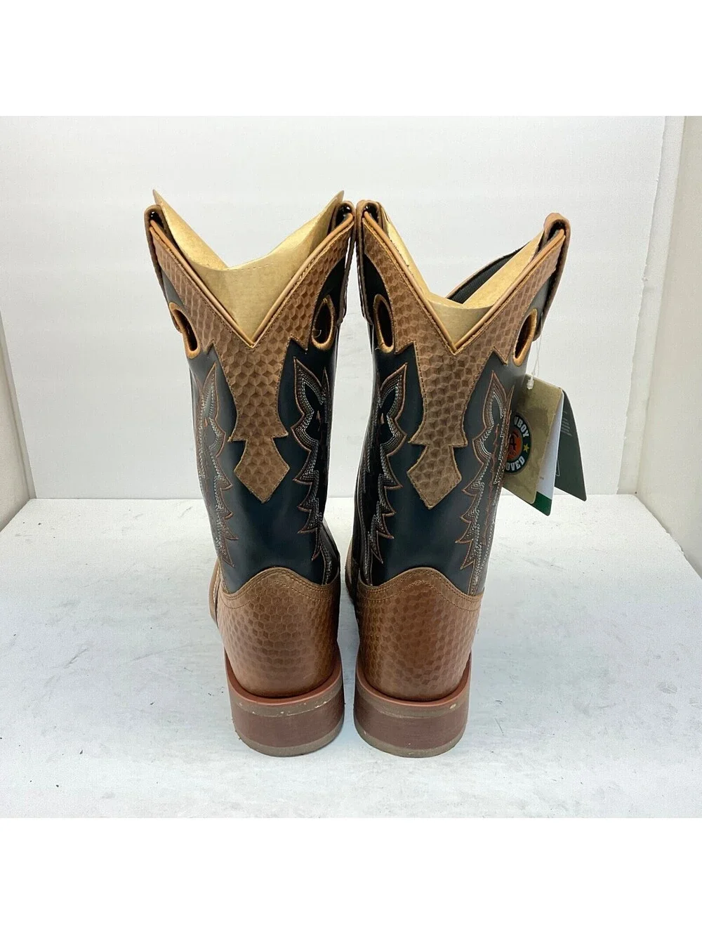 Laredo Men's 11